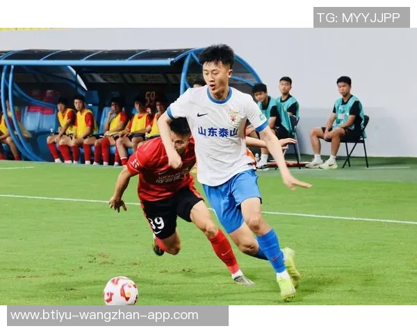 刘洋轻松破门助泰山队扩大领先泽卡传射助攻三镇无力反击 刘洋轻松破门助泰山队扩大领先泽卡传射助攻三镇无力反击