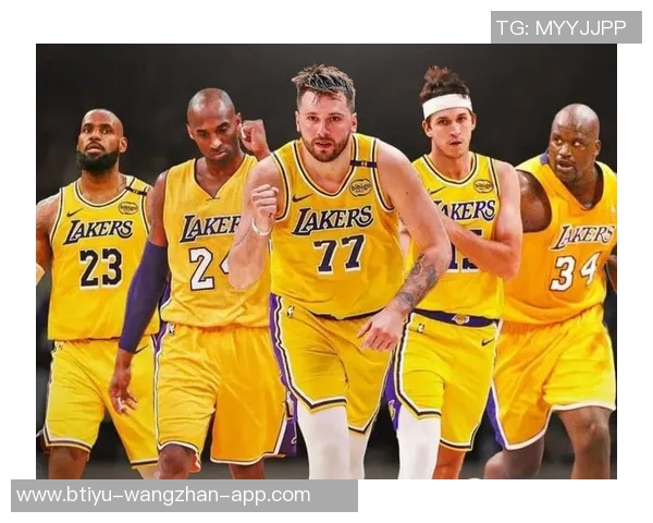 里夫斯闪耀湖人历史成就单场20次罚球新里程碑追平浓眉科比传奇